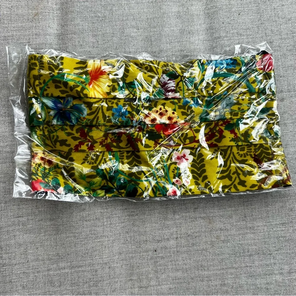 Johnny Was Mask brand new sealed